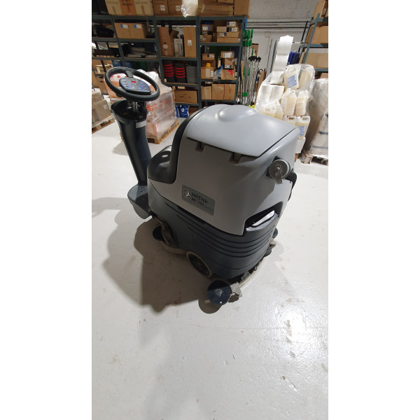 Nilfisk Ride On Gulvvaskemaskine BR 752 - Brugt